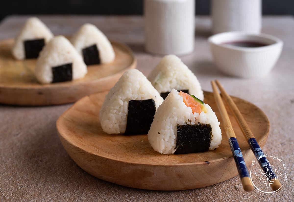 Onigiri au saumon fumé