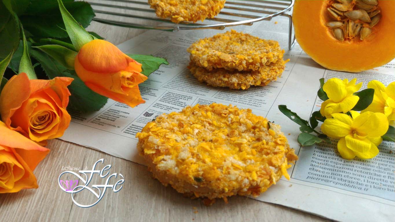 MÉDAILLONS DE COURGE PANÉS AUX CORNFLAKES