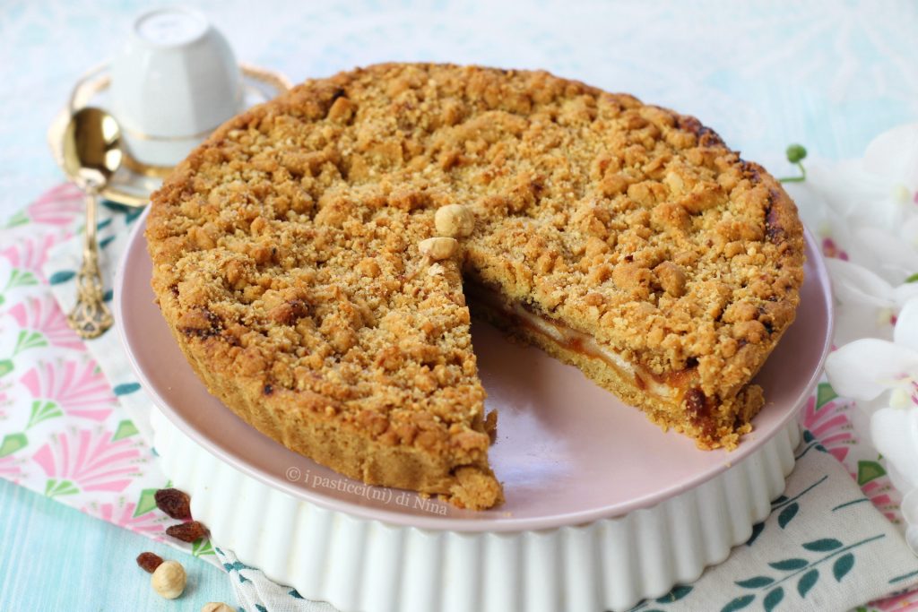 Sbriciolata farcie aux abricots et boudoirs raisins secs et noisettes i pasticcini di Nina