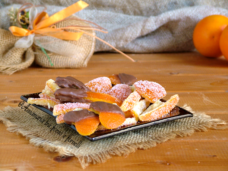 écorces d'orange confites