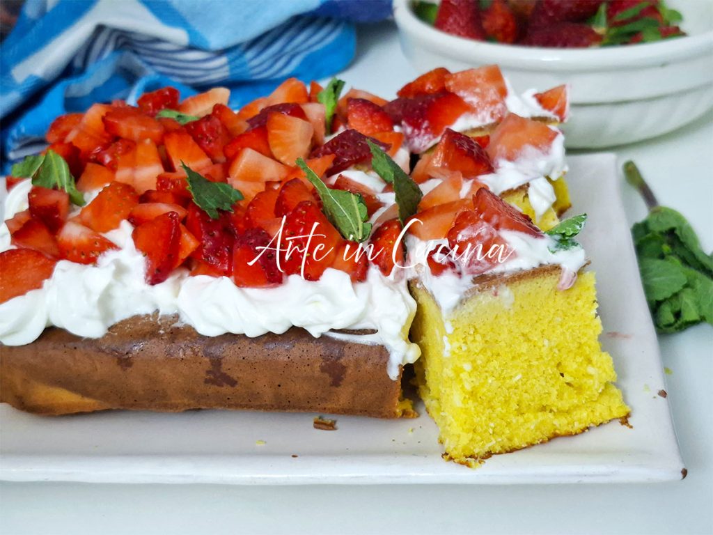 Gâteau aux fraises et noix de coco sans beurre ni huile