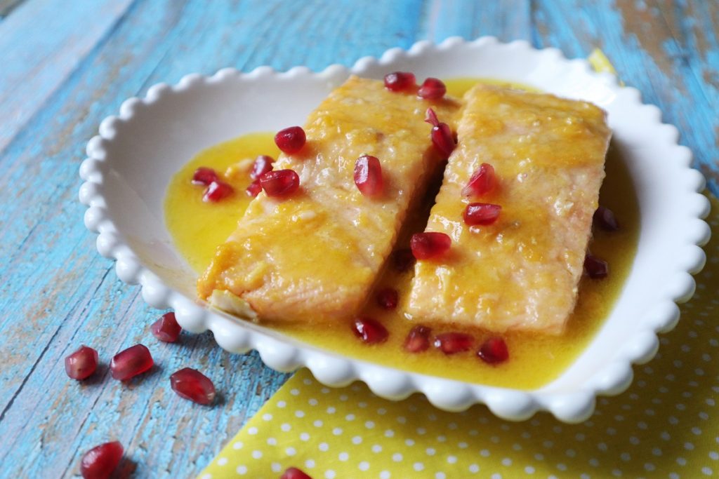 saumon en sauce mandarine et graines de grenade
