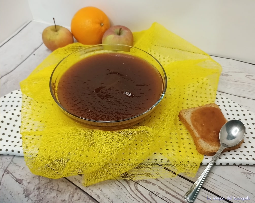 Confiture au jus d'orange et de pommes