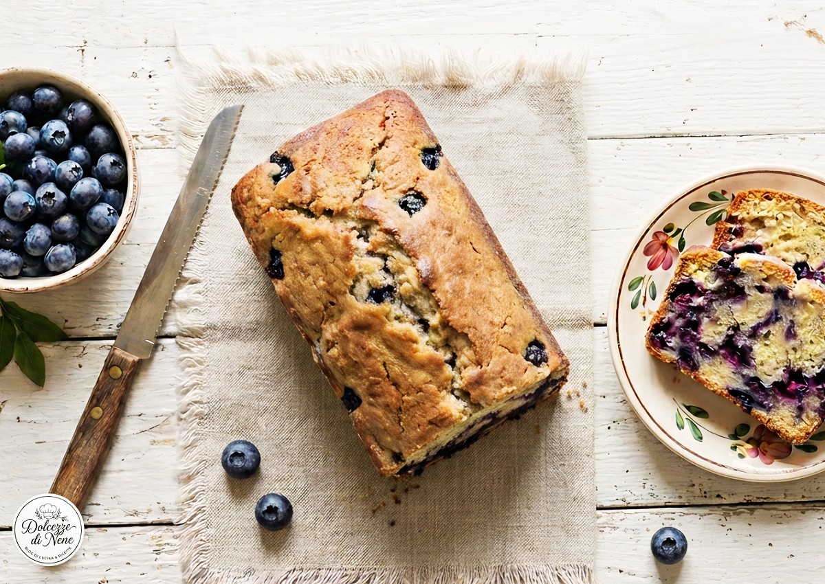 PLUMCAKE AU YAOURT ET AUX MYRTILLES