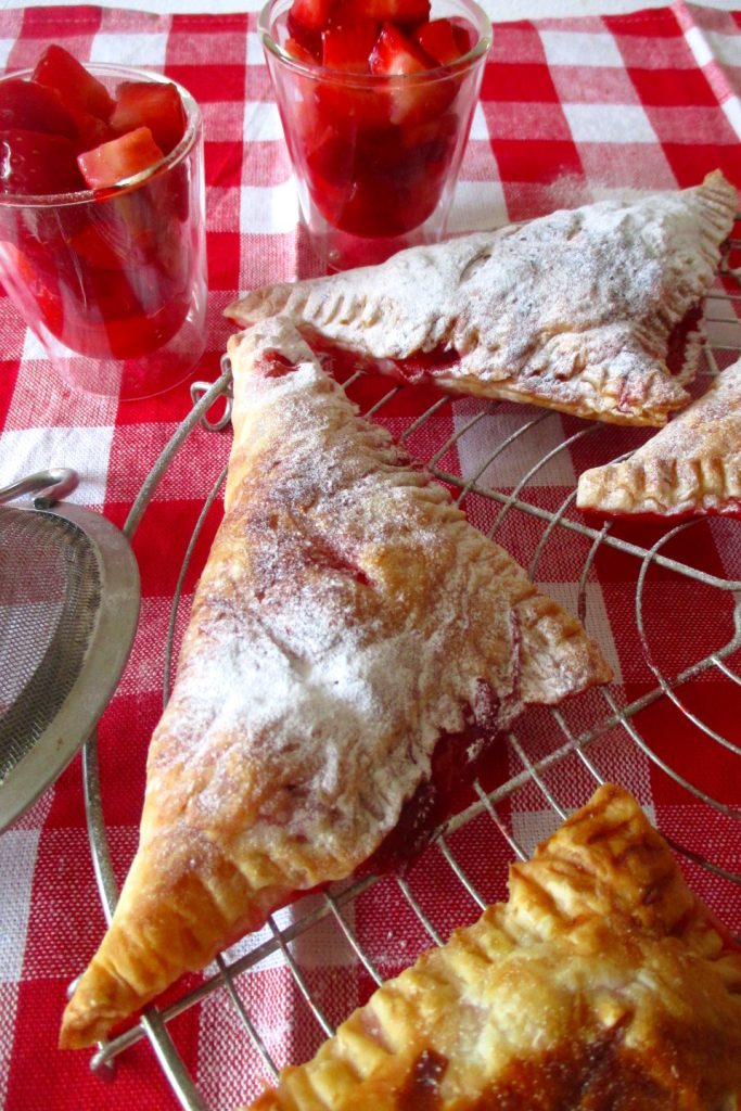 Feuilletés aux fraises. Mange sans ventre