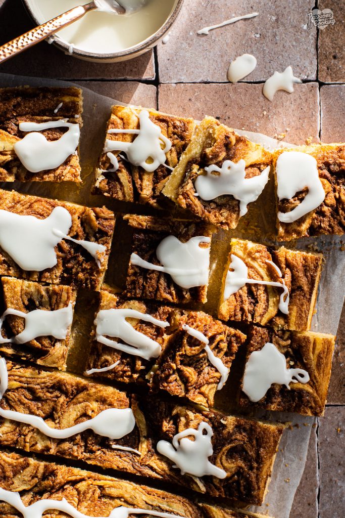 Gâteau au yaourt marbré à la cannelle