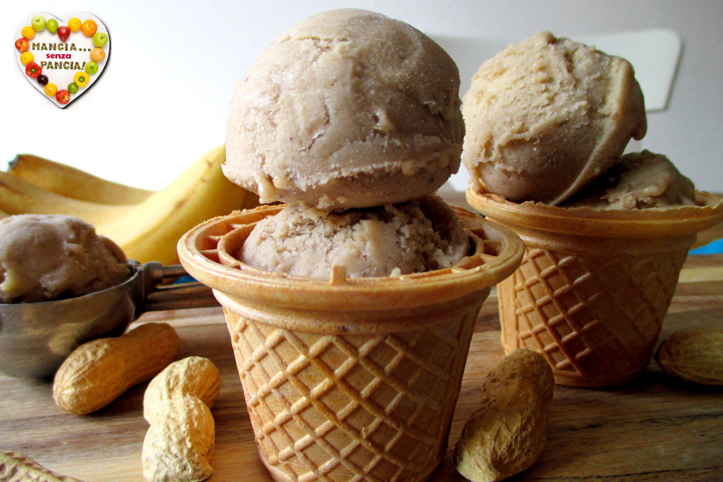 Glace au beurre de cacahuète et banane congelée