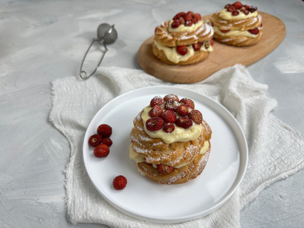 Zeppole aux fraises des bois