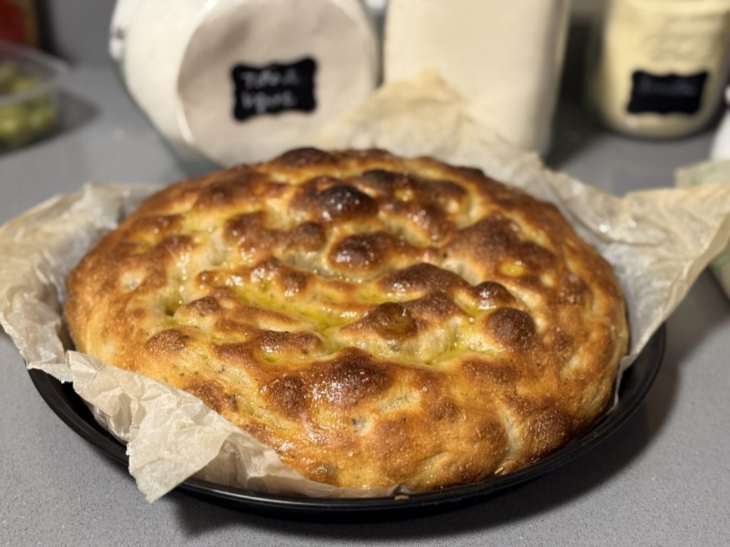 focaccia de farro aux herbes aromatiques