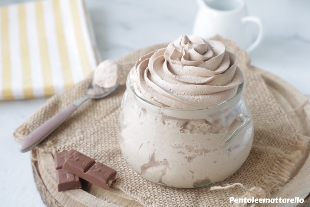 Mousse à la Nutella et barres Kinder