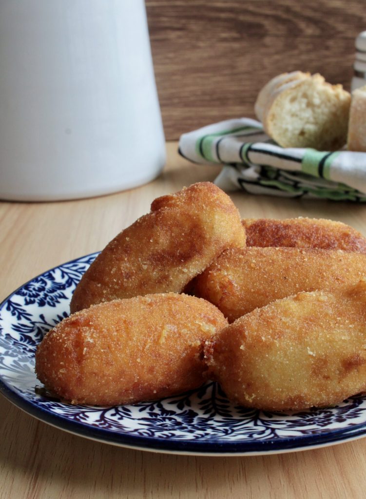 croquettes de pommes de terre croustillantes dehors et filantes dedans