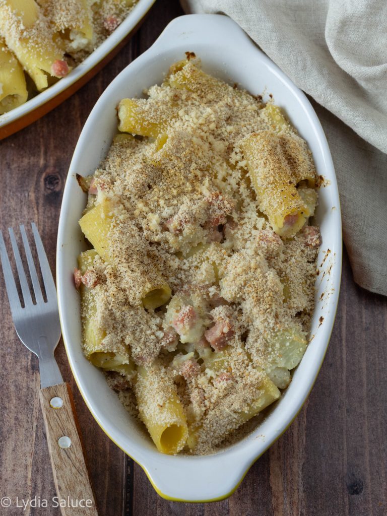 Pâtes gratinées au chou-fleur et jambon