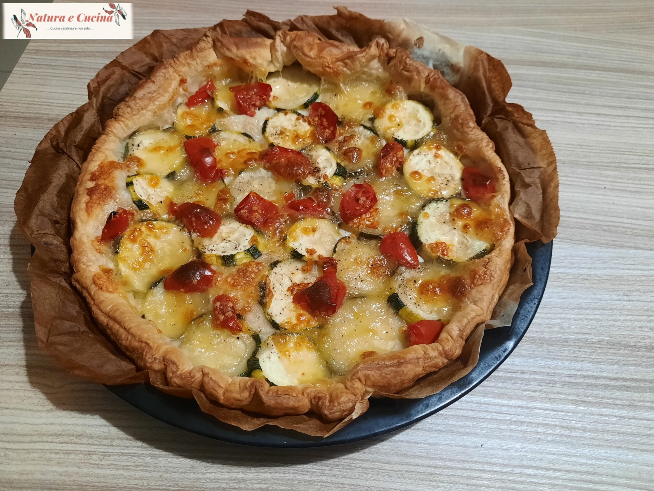 Tarte feuilletée salée aux courgettes