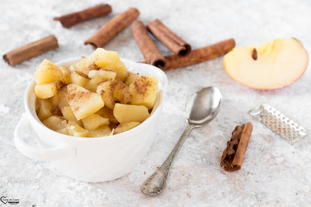 Pommes à la cannelle