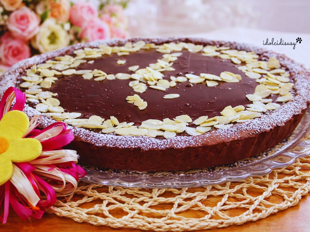 Tarte au chocolat et sauce caramel mou