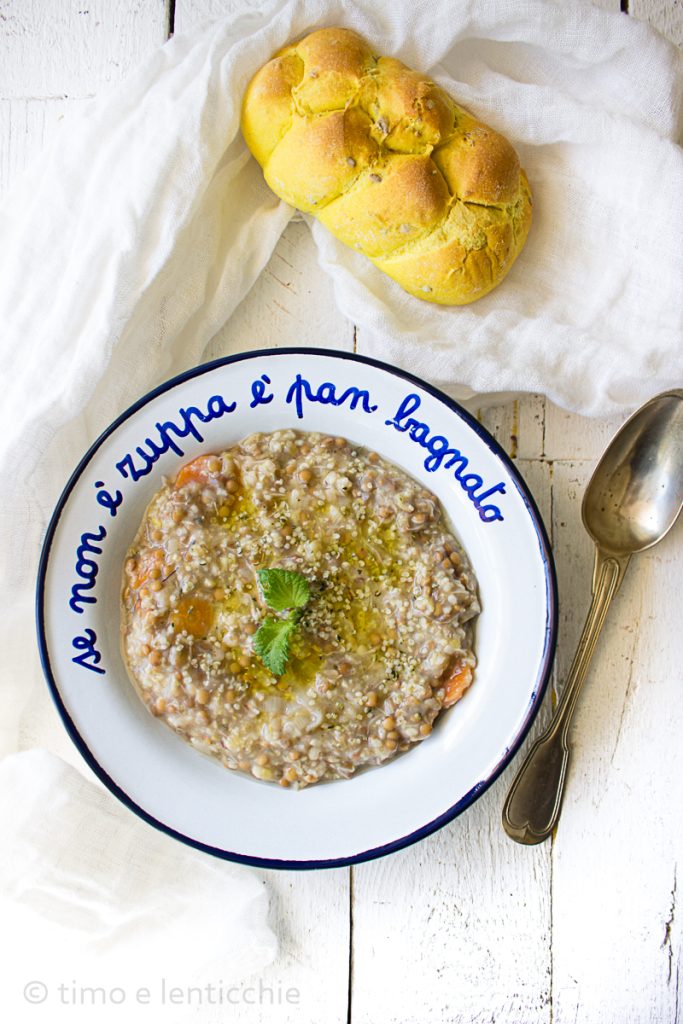 Soupe de lentilles germées, poireaux et millet