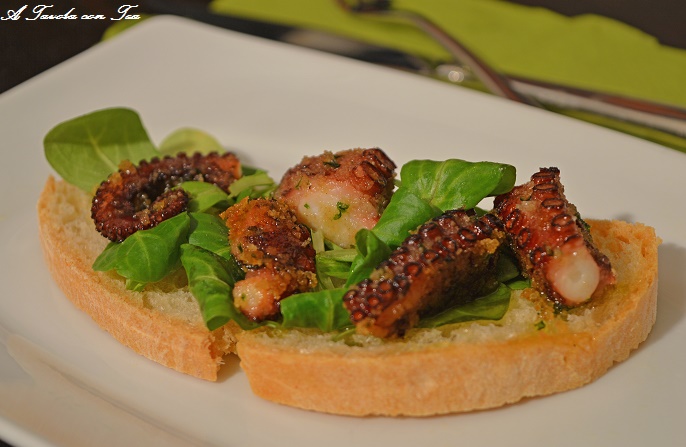 Bruschetta au poulpe croustillant