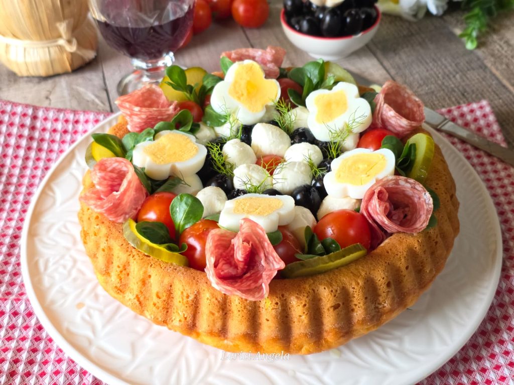 Tarte salée moelleuse de Pâques : la recette ultra-rapide