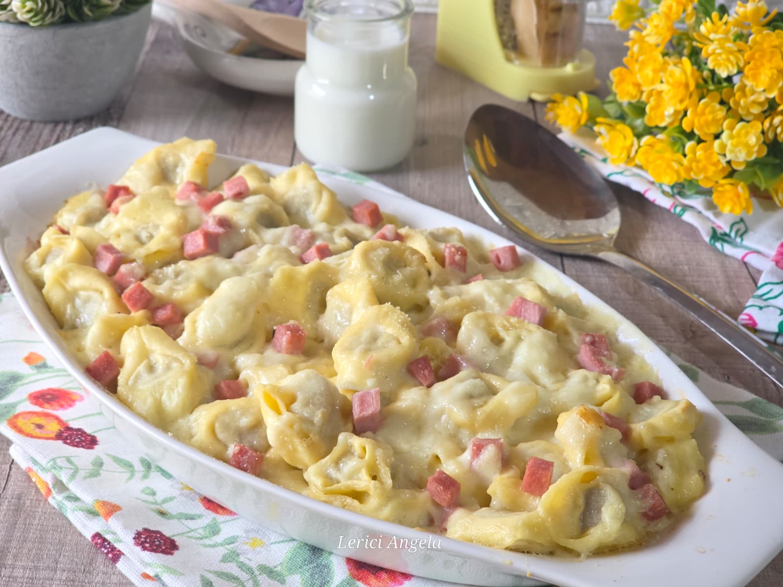Tortellinis gratinés au four avec cœur fondant