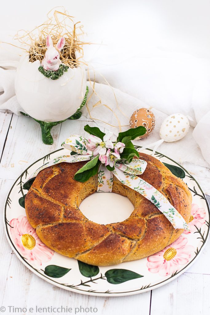 couronne de pain pour Pâques