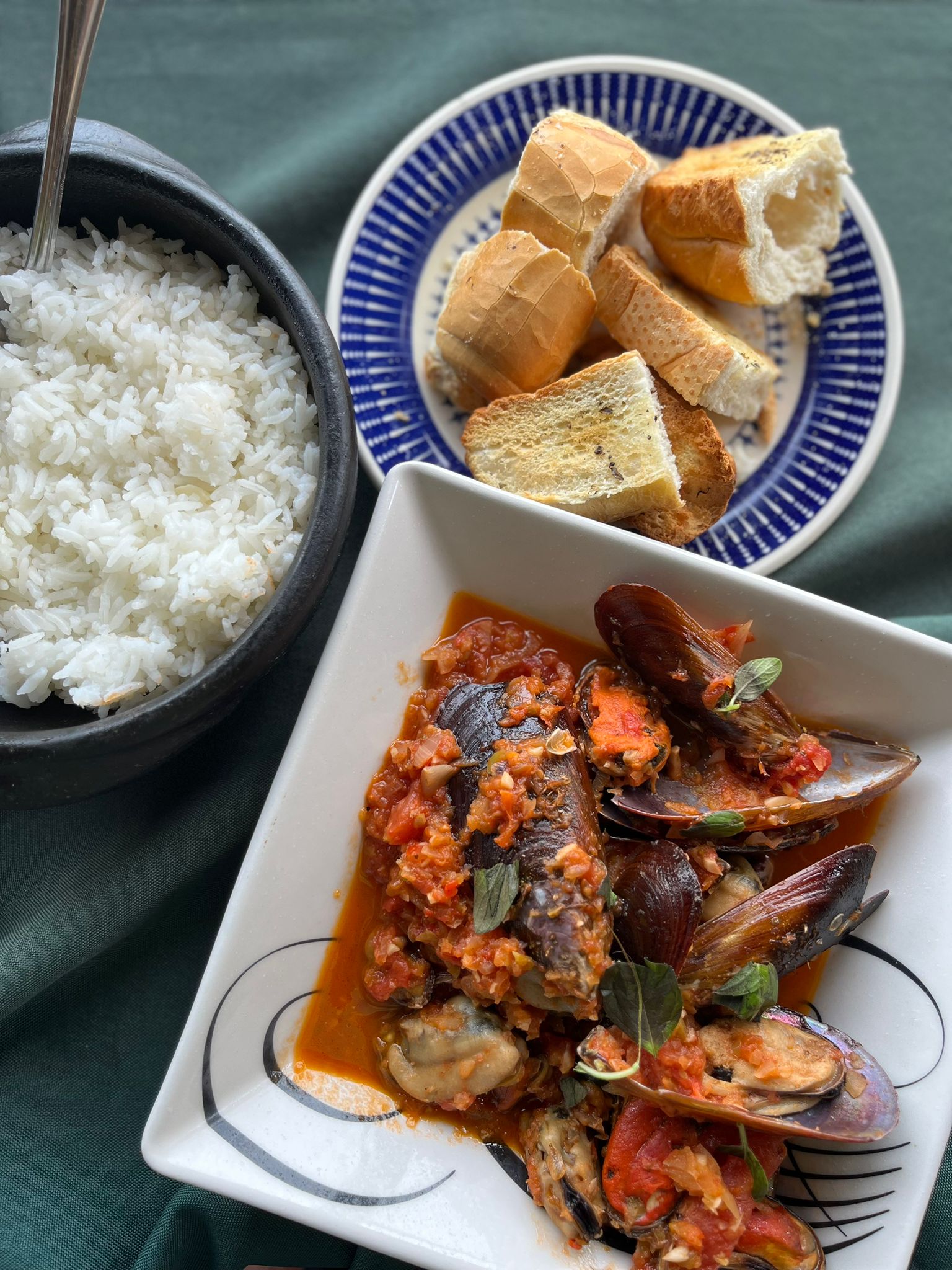 Mexilhão ao Molho : la recette originale des moules à la tomate brésiliennes