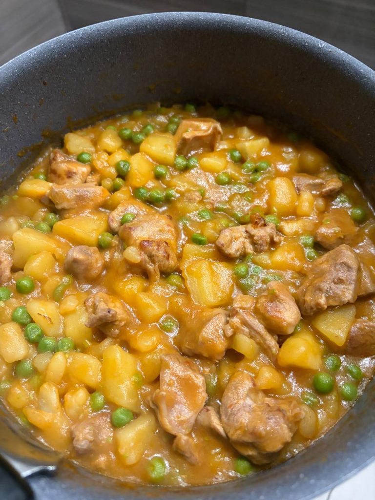 Ragoût de veau pommes de terre et petits pois