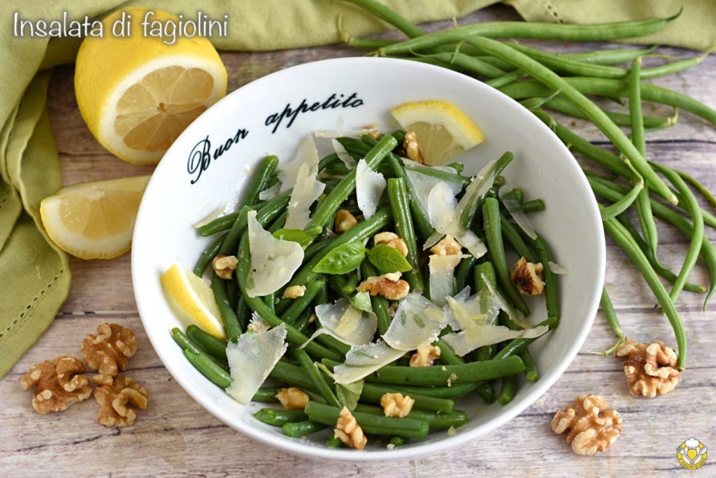 salade de haricots verts au citron et Grana avec noix recette légère plat végétarien accompagnement gourmand avec haricots verts il chicco di mais