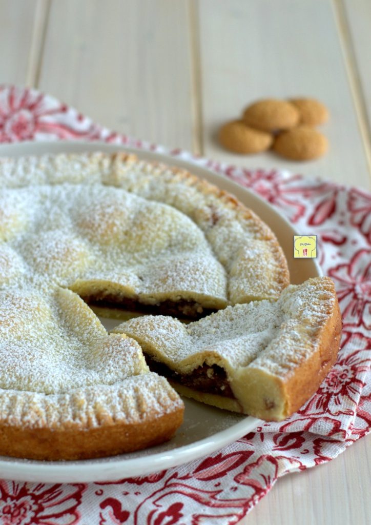 tarte garnie à la confiture et aux amaretti gp