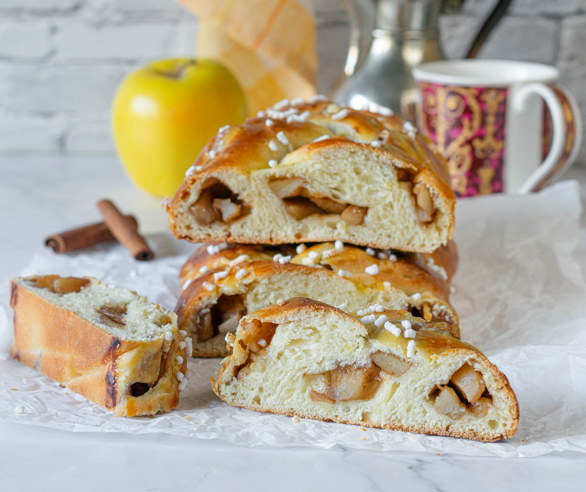 Tresse de pan brioche aux pommes