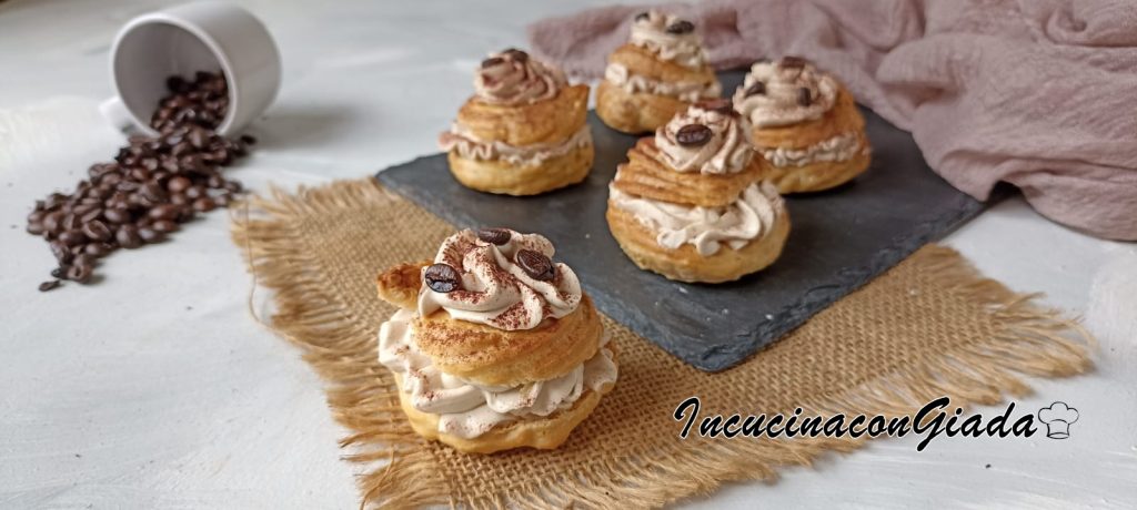 Zeppole à la crème au café