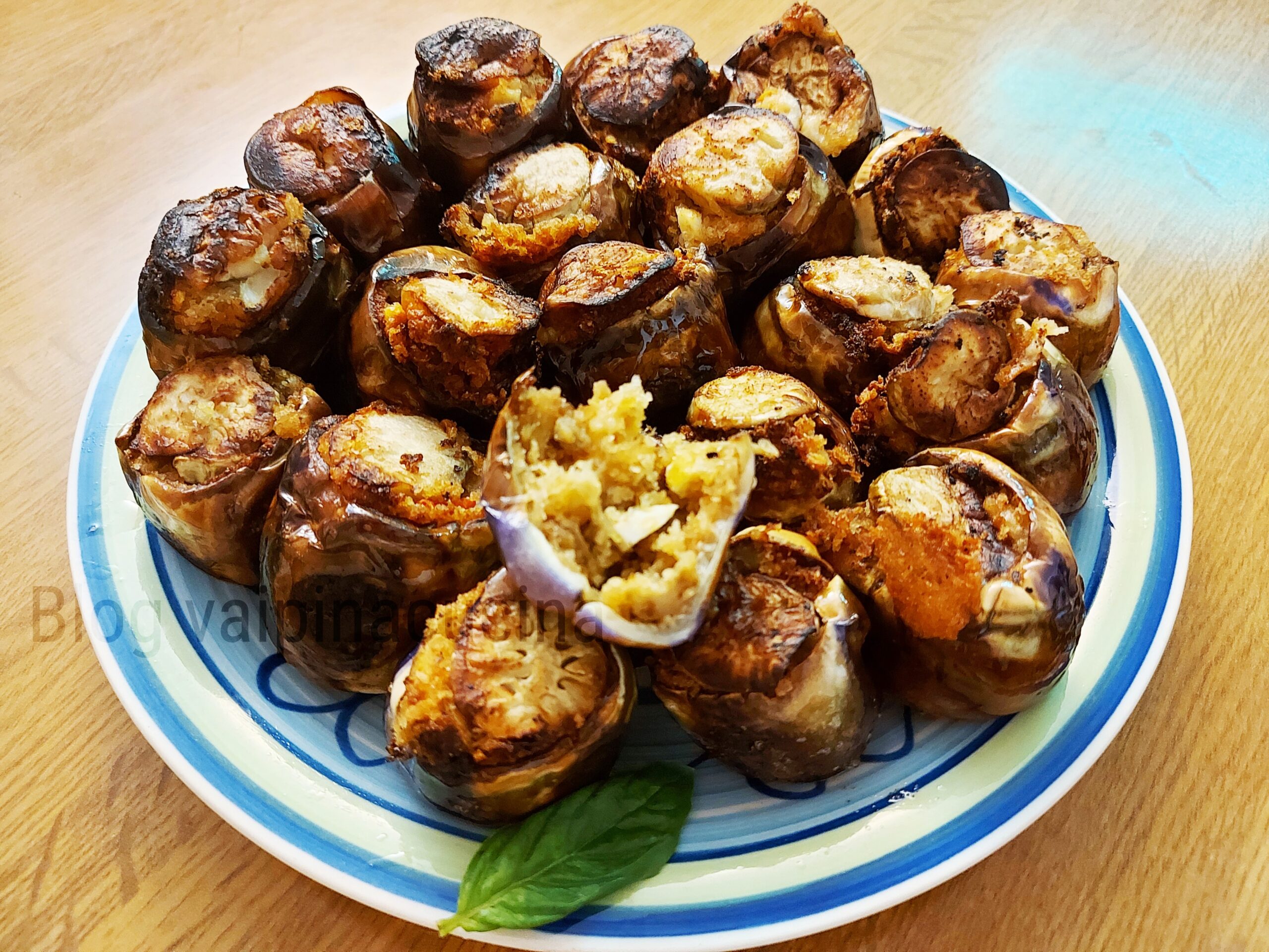 Berenjenas pequeñas rellenas