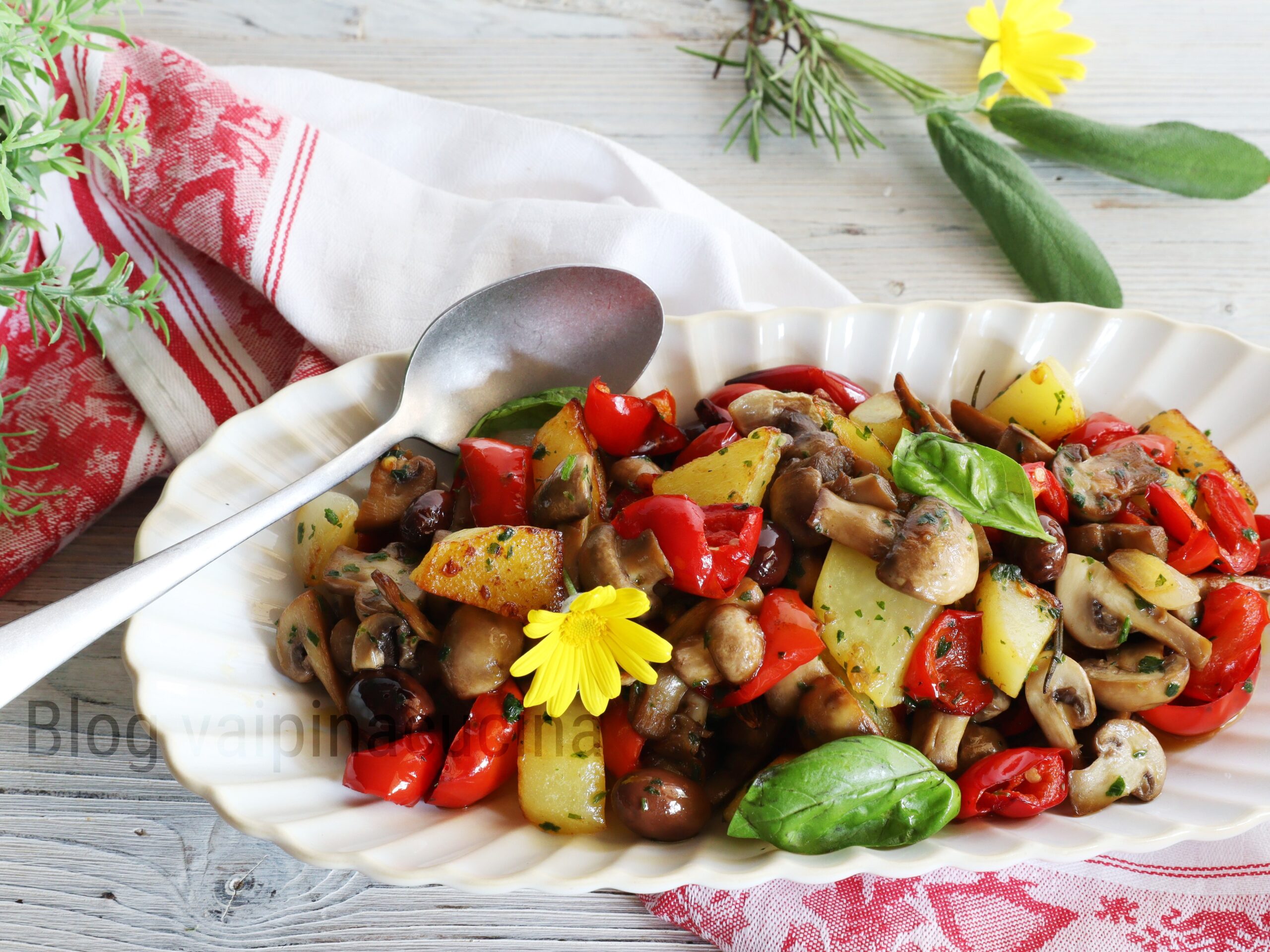 Papaccelle napolitanas con setas y patatas