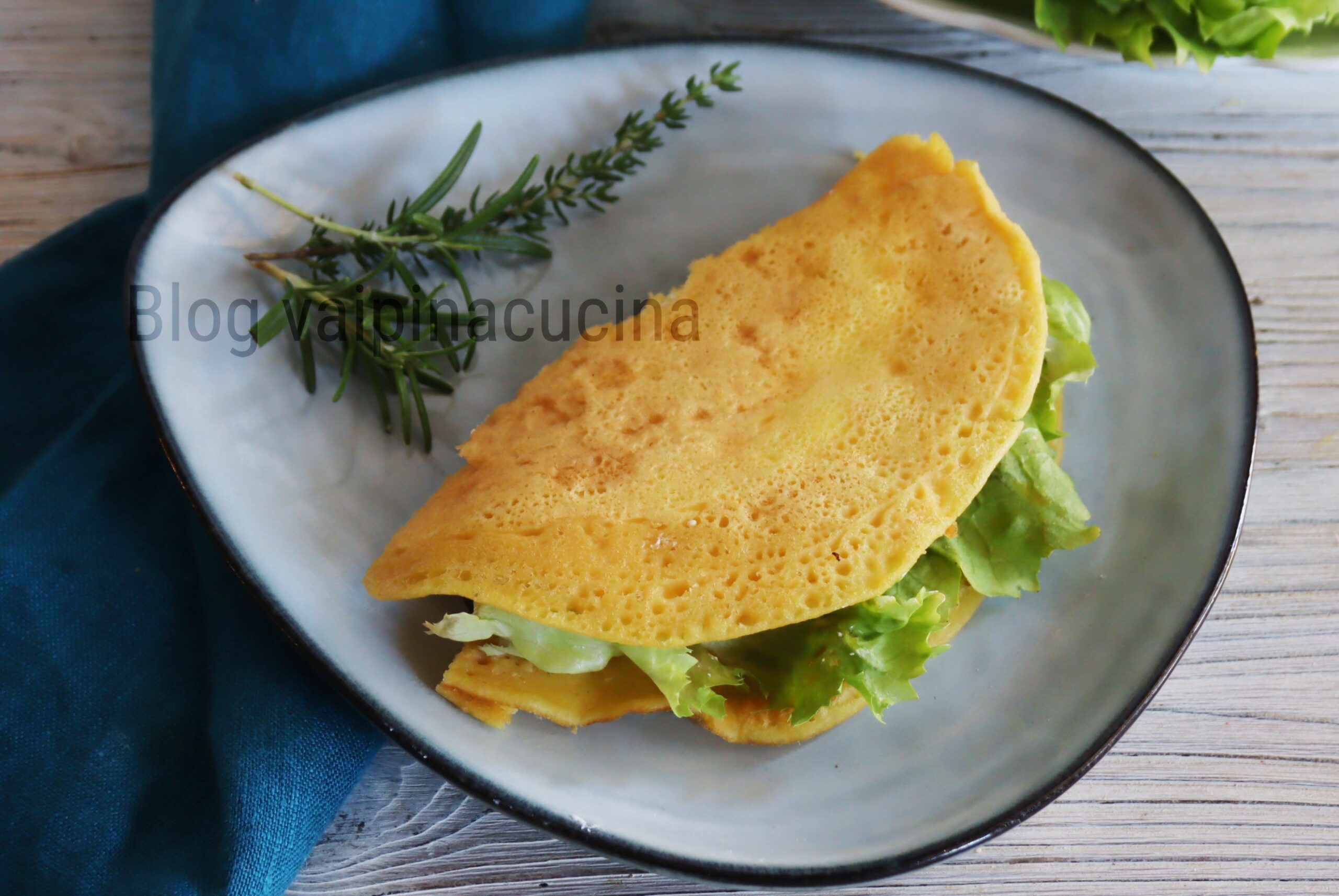 Piadina con berenjenas y robiola