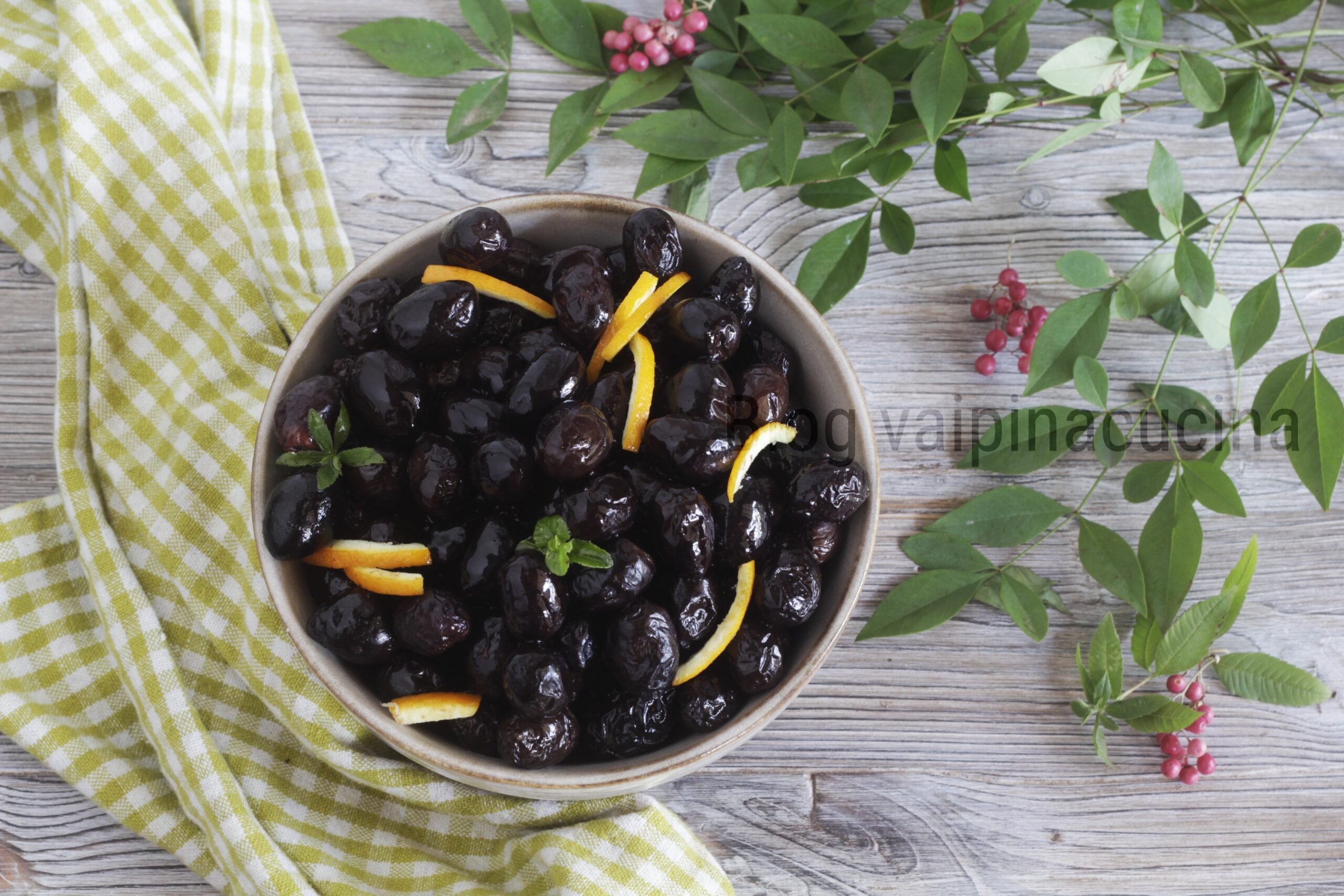Aceitunas negras secas al horno