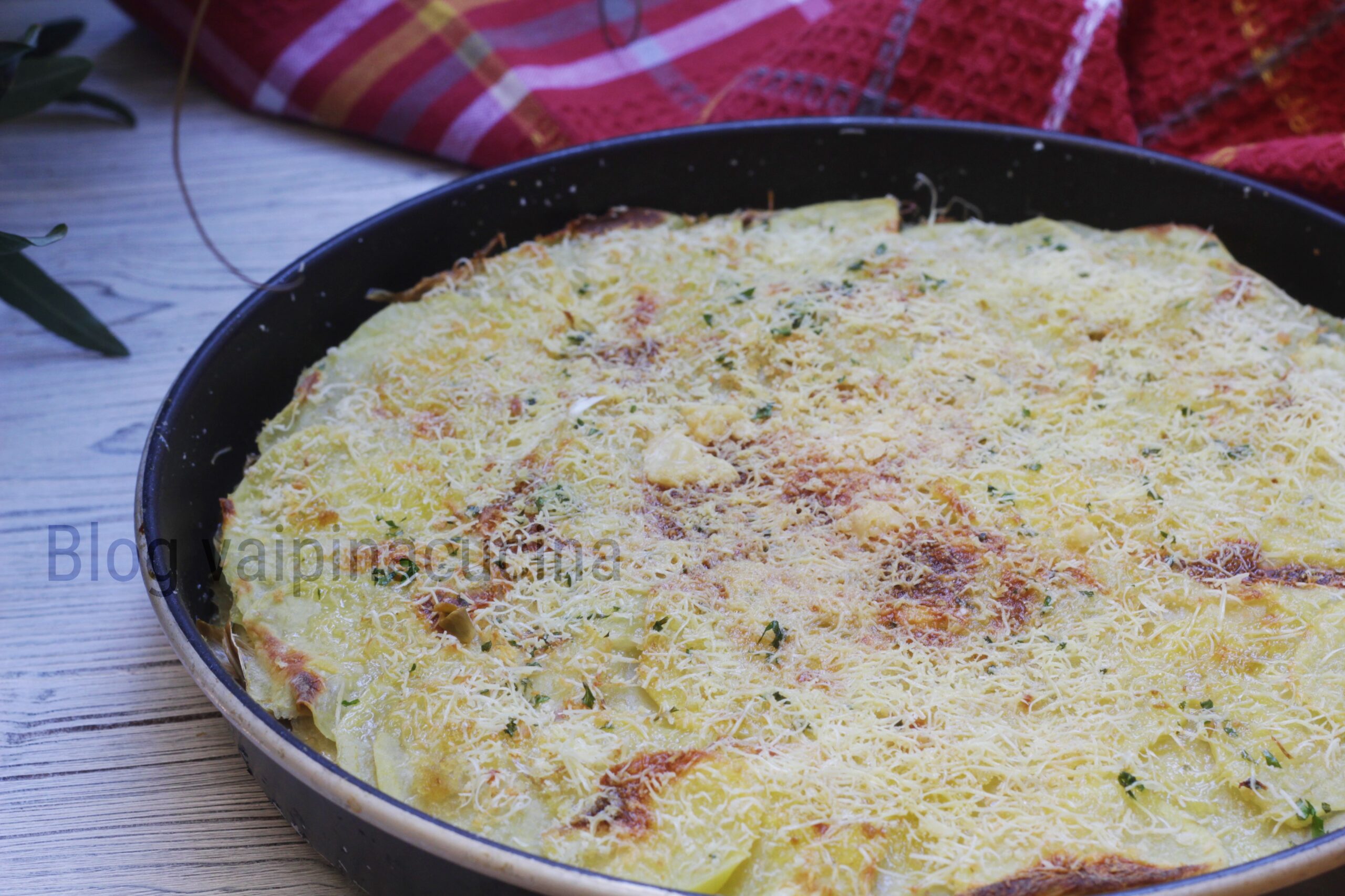Rústico de patatas y alcachofas