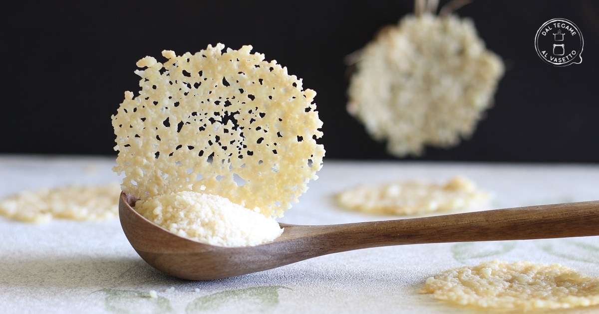 Obleas de parmesano en microondas