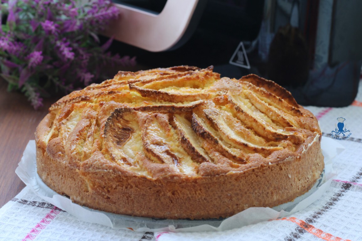 Tarta de manzana con mantequilla en freidora de aire