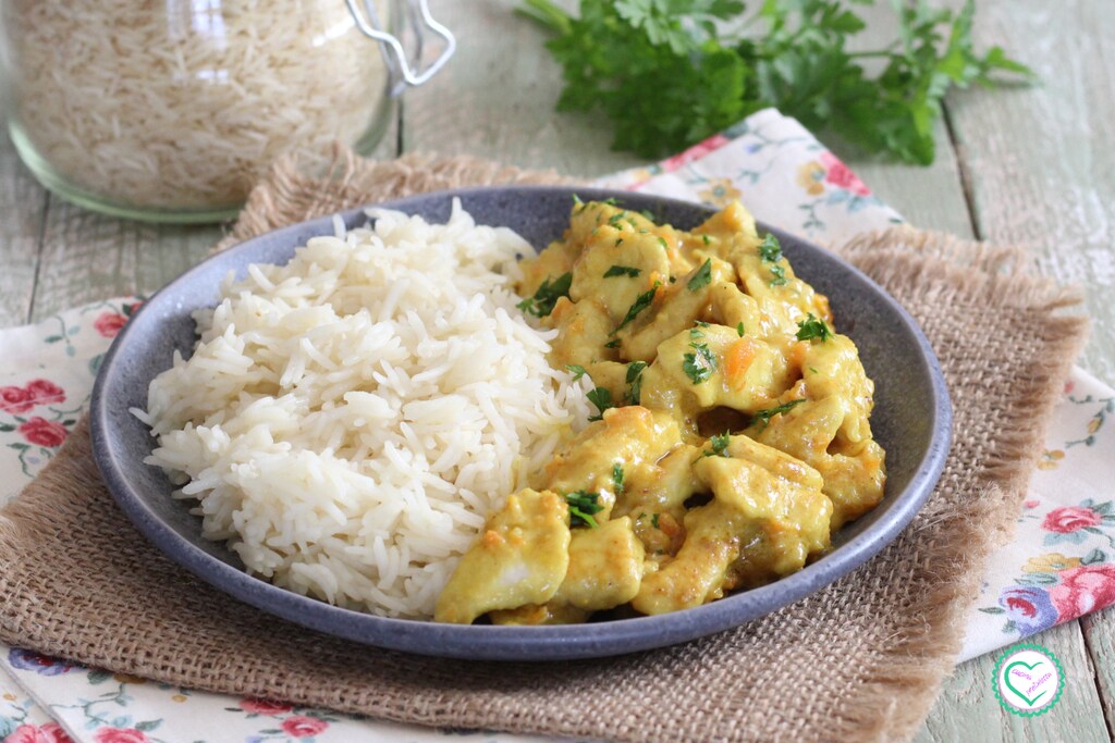 Receta Tiritas de pollo al curry y leche de coco