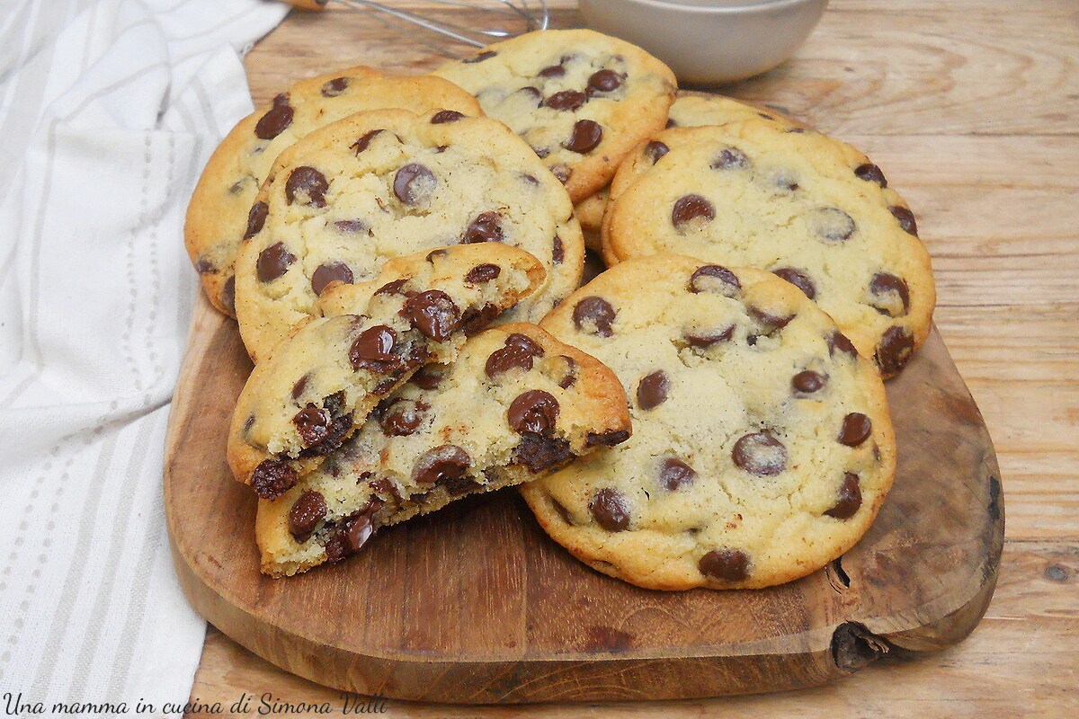Crumbl cookies con pepitas de chocolate, receta original estadounidense