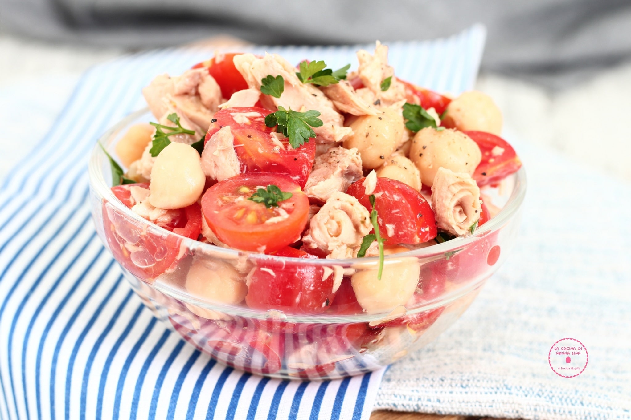 Ensalada de garbanzos y caballa, ¡rápida y sabrosa!