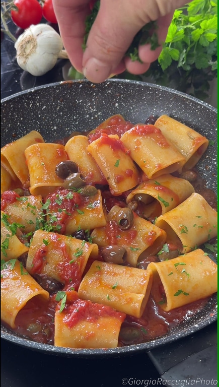 pasta a la puttanesca