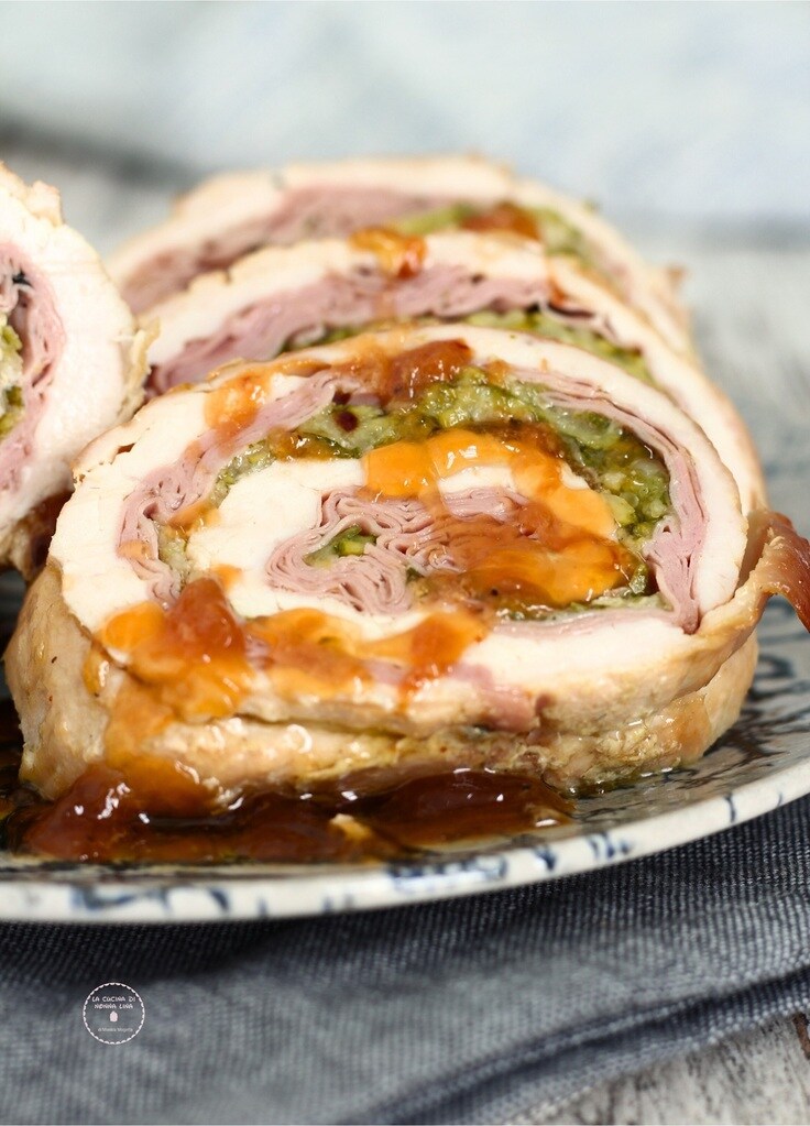 Pechuga de pavo rellena