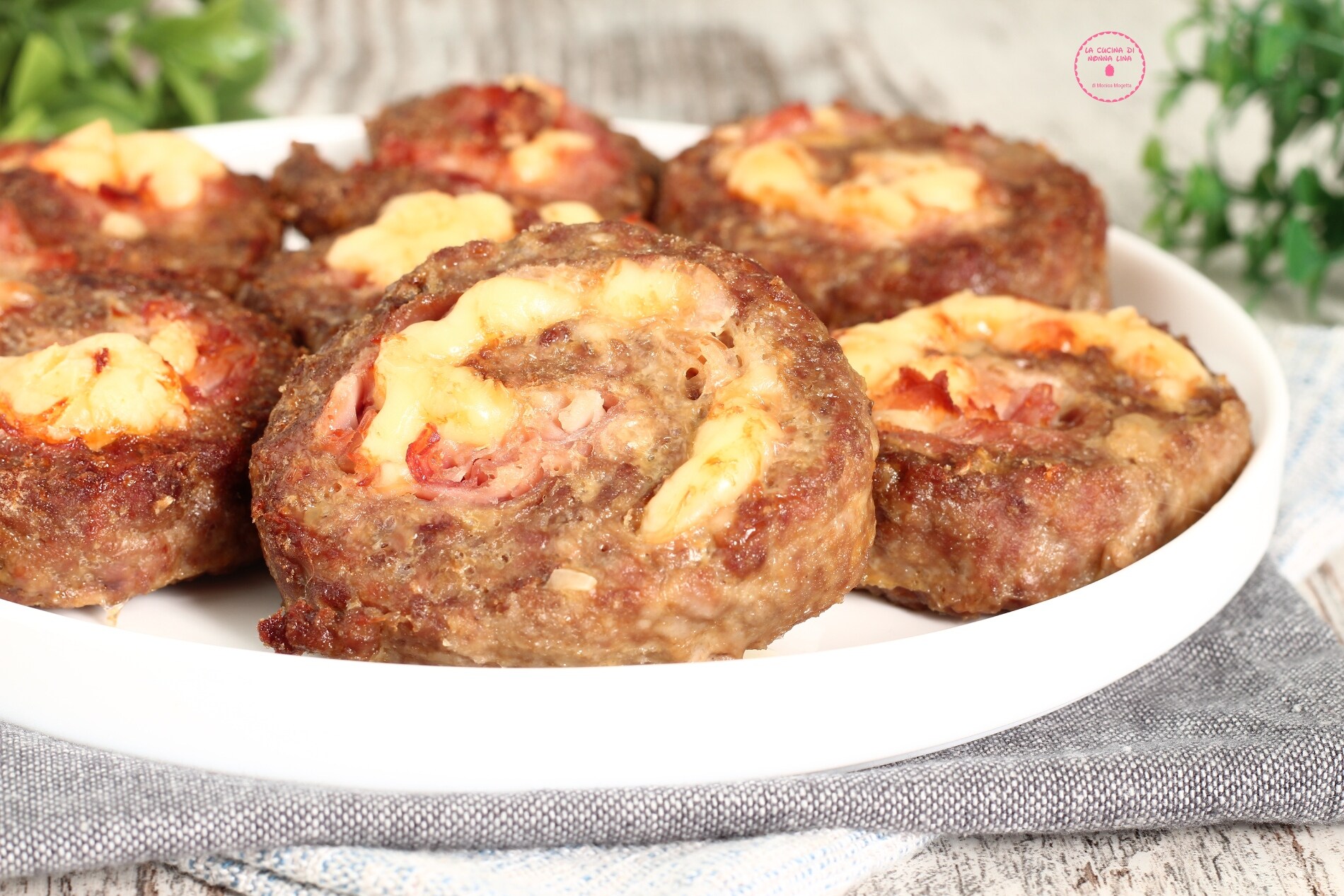 Rollitos de carne rellenos