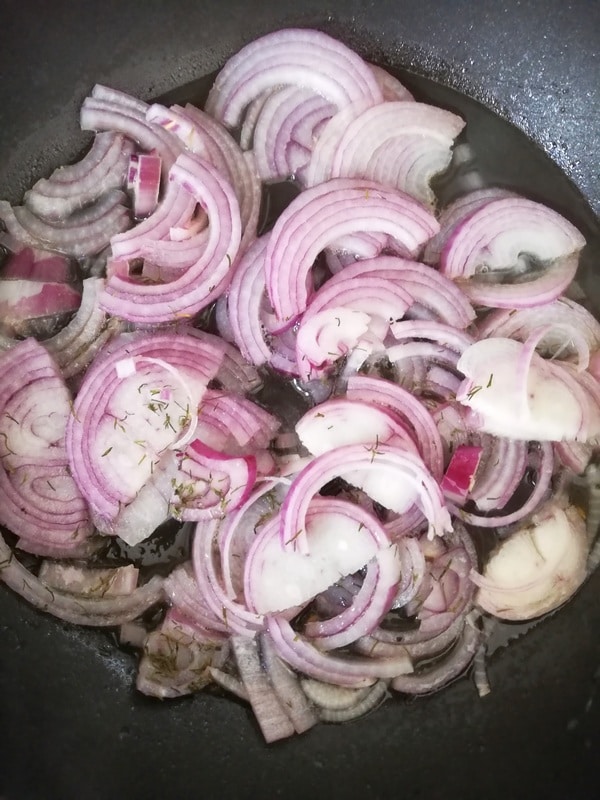 sofreír la cebolla