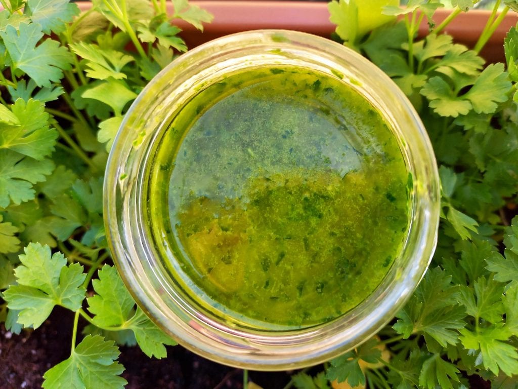 Cómo hacer aceite de perejil
