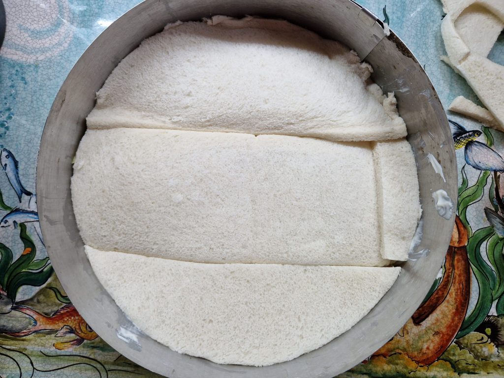 La tarta de queso salada con atún y verduras