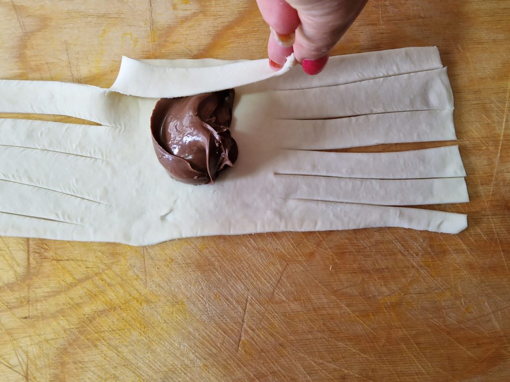 Los paquetitos de hojaldre con chocolate