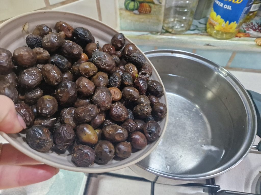 Las aceitunas negras pasas de Messina