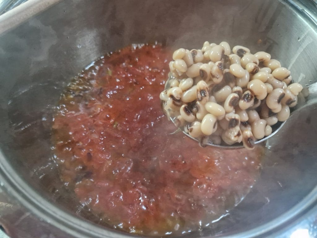 La sopa de alubias de ojo negro