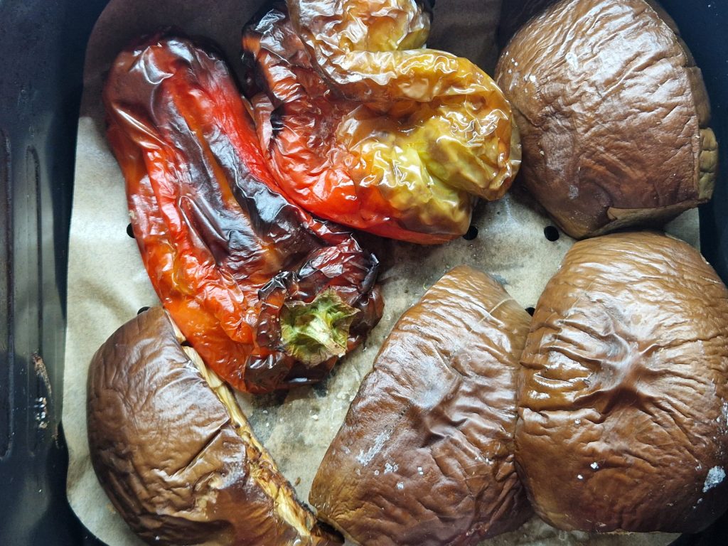 Cómo cocinar pimientos y berenjenas en freidora de aire